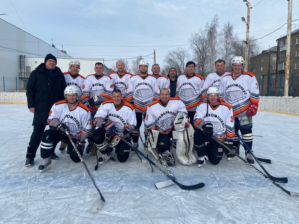 Строители ангаров - дружная команда